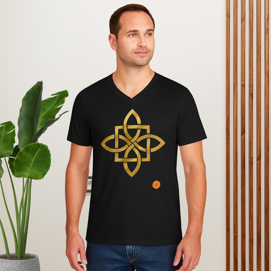 Black t-shirt with the celtic cross for men